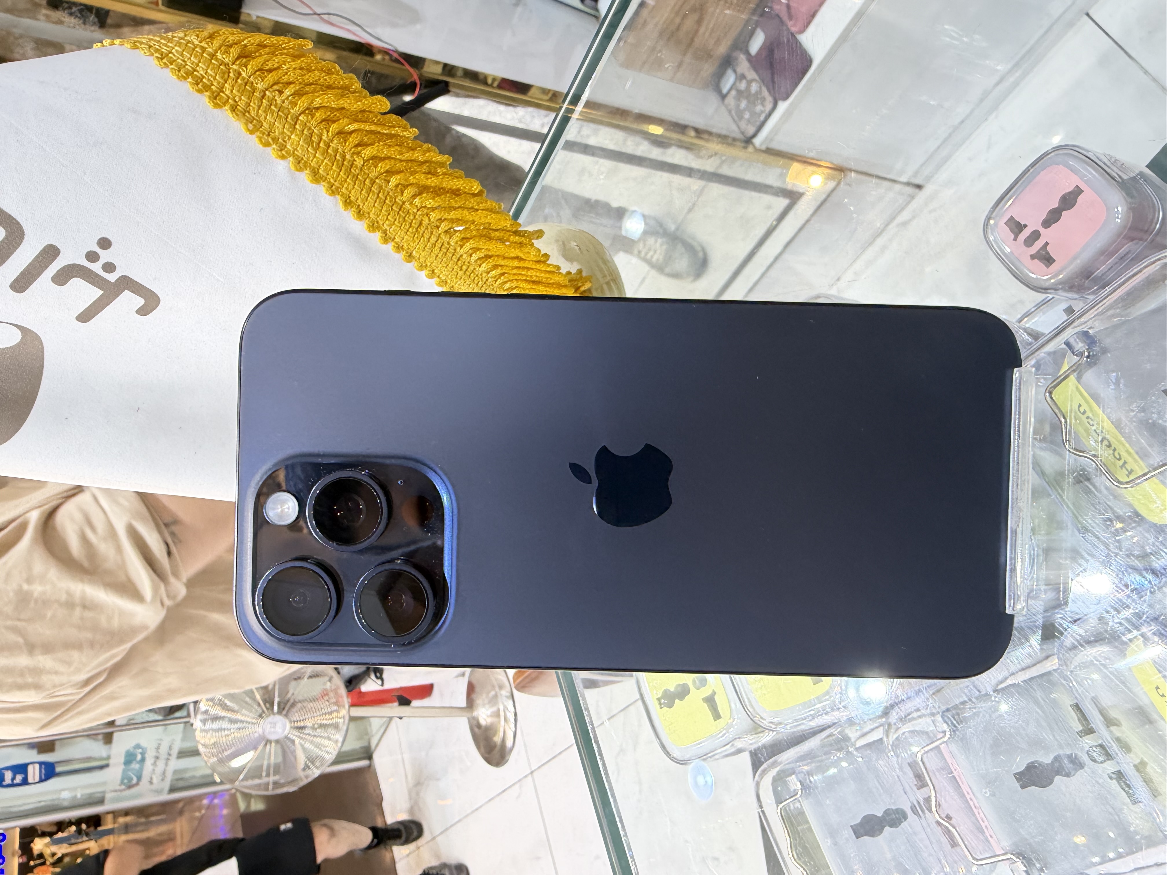 کارکرده : آیفون ۱۵ پرومکس حافظه ۲۵۶ گیگابایت و رم ۸ گیگابایت آبی سنگاپور iPhone 15 Pro Max 256 Gb Blue ZAA