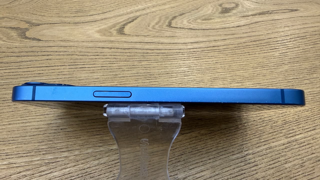 کارکرده : آیفون ۱۳ نرمال حافظه ۱۲۸ گیگابایت و رم ۴ گیگابایت آبی چین iPhone 13 128 Gb Blue CHA