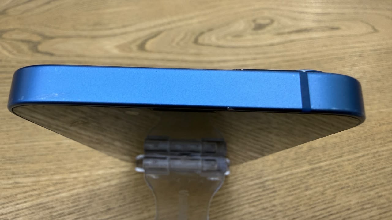 کارکرده : آیفون ۱۳ نرمال حافظه ۱۲۸ گیگابایت و رم ۴ گیگابایت آبی چین iPhone 13 128 Gb Blue CHA