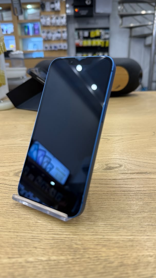کارکرده : آیفون 13 نرمال حافظه 128 گیگابایت و رم 4 گیگابایت آبی چین iPhone 13 128 Gb Blue CHA