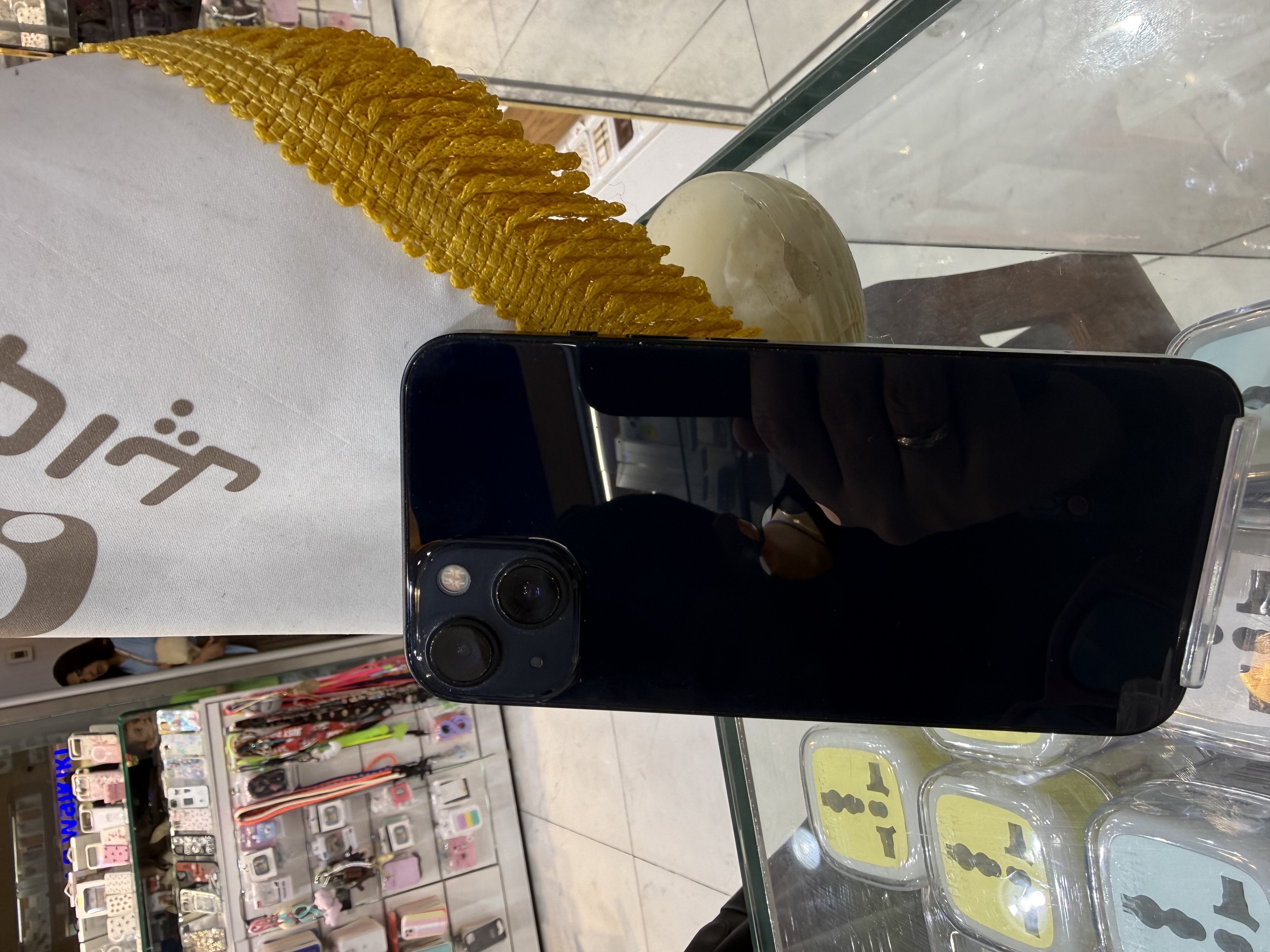 کارکرده : آیفون ۱۳ حافظه ۱۲۸ گیگابایت و رم ۴ گیگابایت مشکی سنگاپور iPhone 13 128 Gb Black ZAA