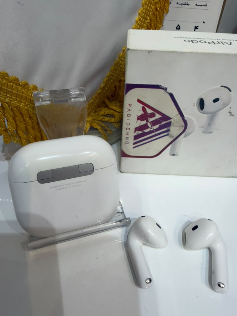 کارکرده : ایرپاد 4 با قابلیت نویزکنسلشن Air Pod 4 ANC