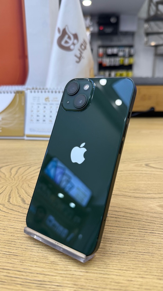 کارکرده : آیفون ۱۳ نرمال حافظه ۱۲۸ گیگابایت و رم ۴ گیگابایت سبز iPhone 13 128 Gb green CHA