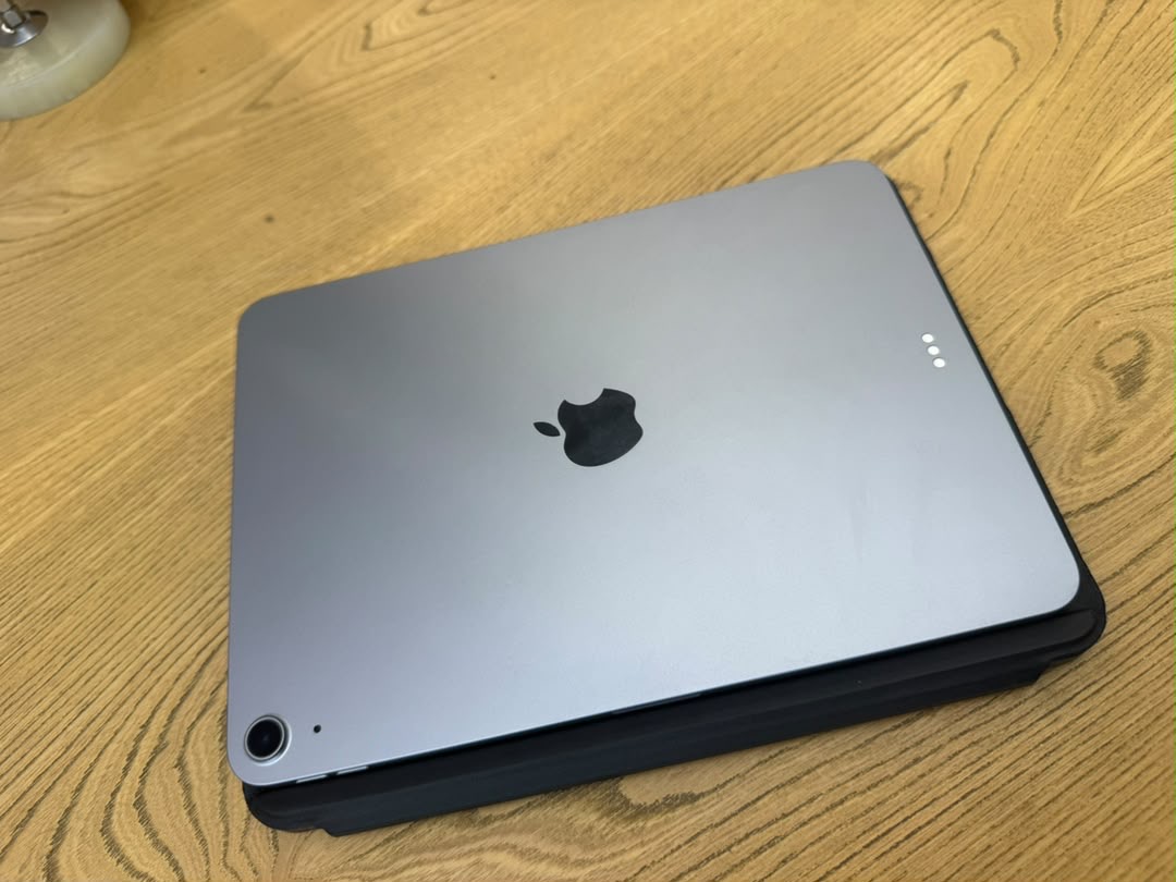 کارکرده : آیپد ایر ۷ ۱۱ اینچ حافظه ۲۵۶ گیگابایت و رم ۸ گیگابایت خاکستری iPad Air 7 M3 256 Gb Gray