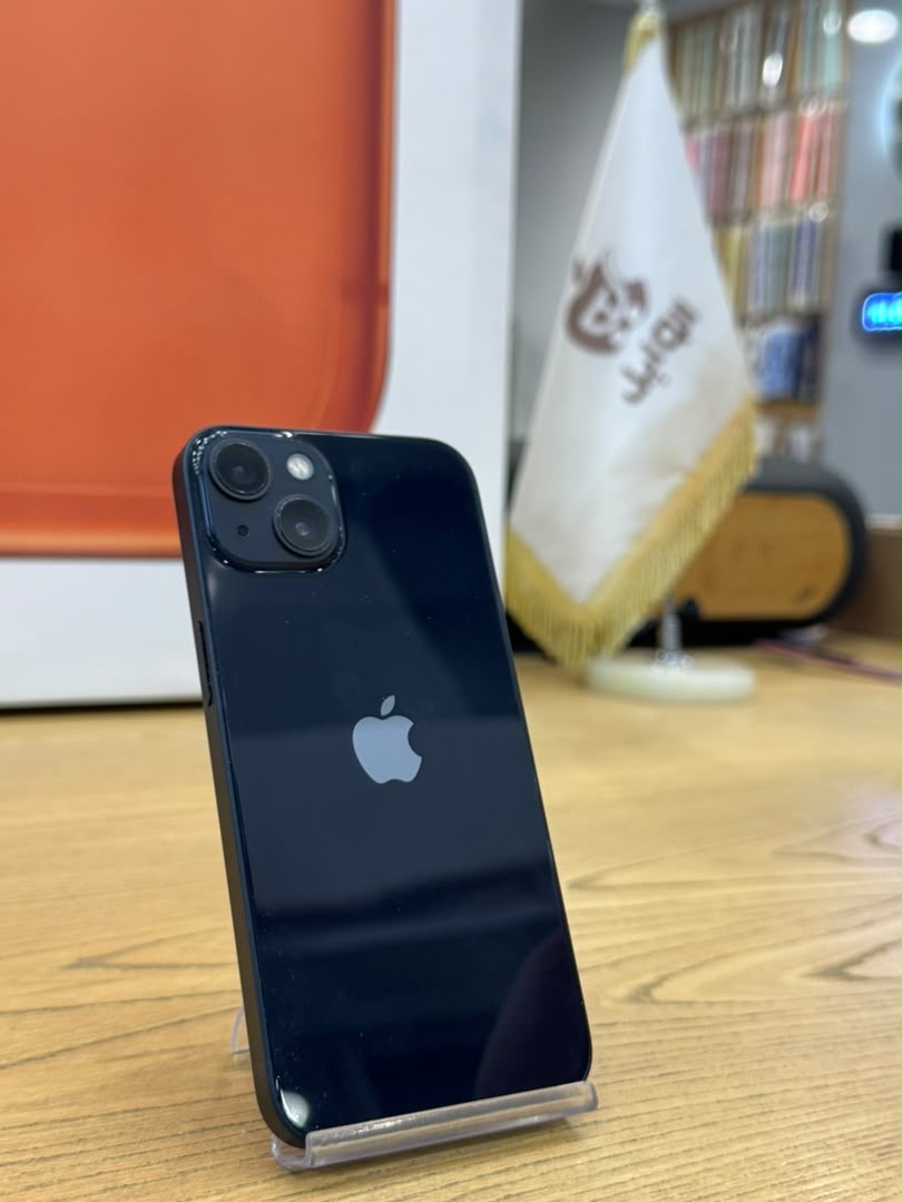 کارکرده : آیفون ۱۳ نرمال حافظه ۲۵۶ گیگابایت و رم ۴ گیگابایت مشکی چین iPhone 13 256 Gb Black CHA