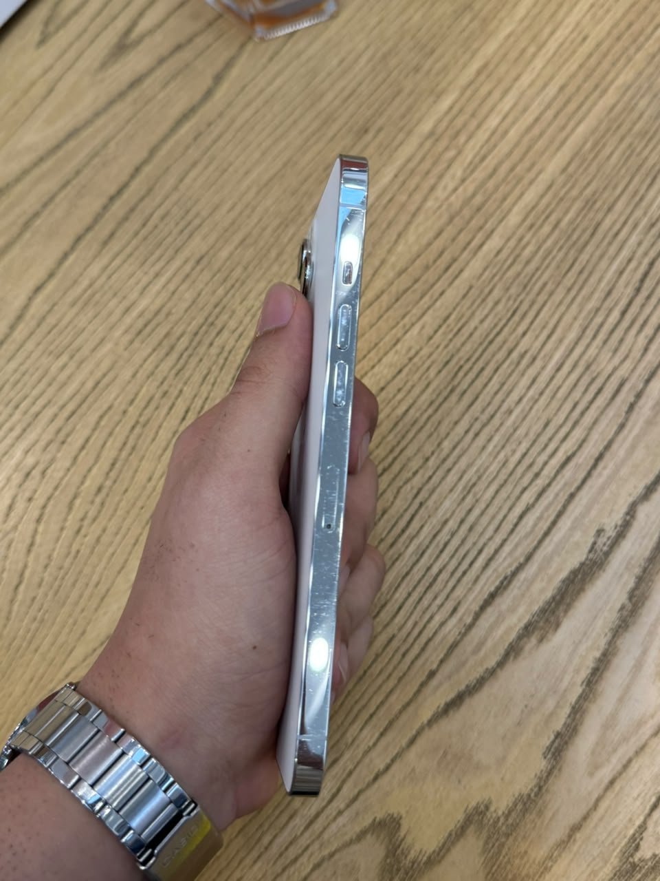 کارکرده : آیفون ۱۲ پرومکس حافظه ۵۱۲ گیگابایت و رم ۶ گیگابایت سفید سنگاپور iPhone 12 Pro Max 512 Gb silver ZAA