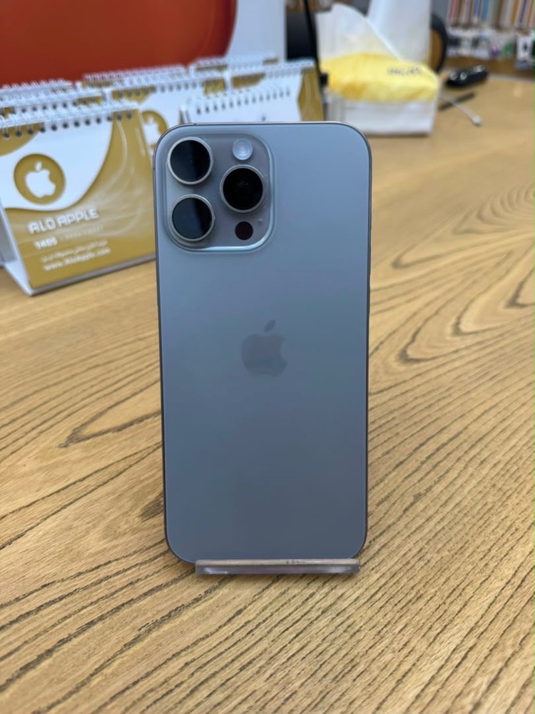کارکرده : آیفون 16 پرومکس حافظه 256 گیگابایت و رم 8 گیگابایت نچرال سنگاپور iPhone 16 Pro Max 256 Gb Natural ZAA