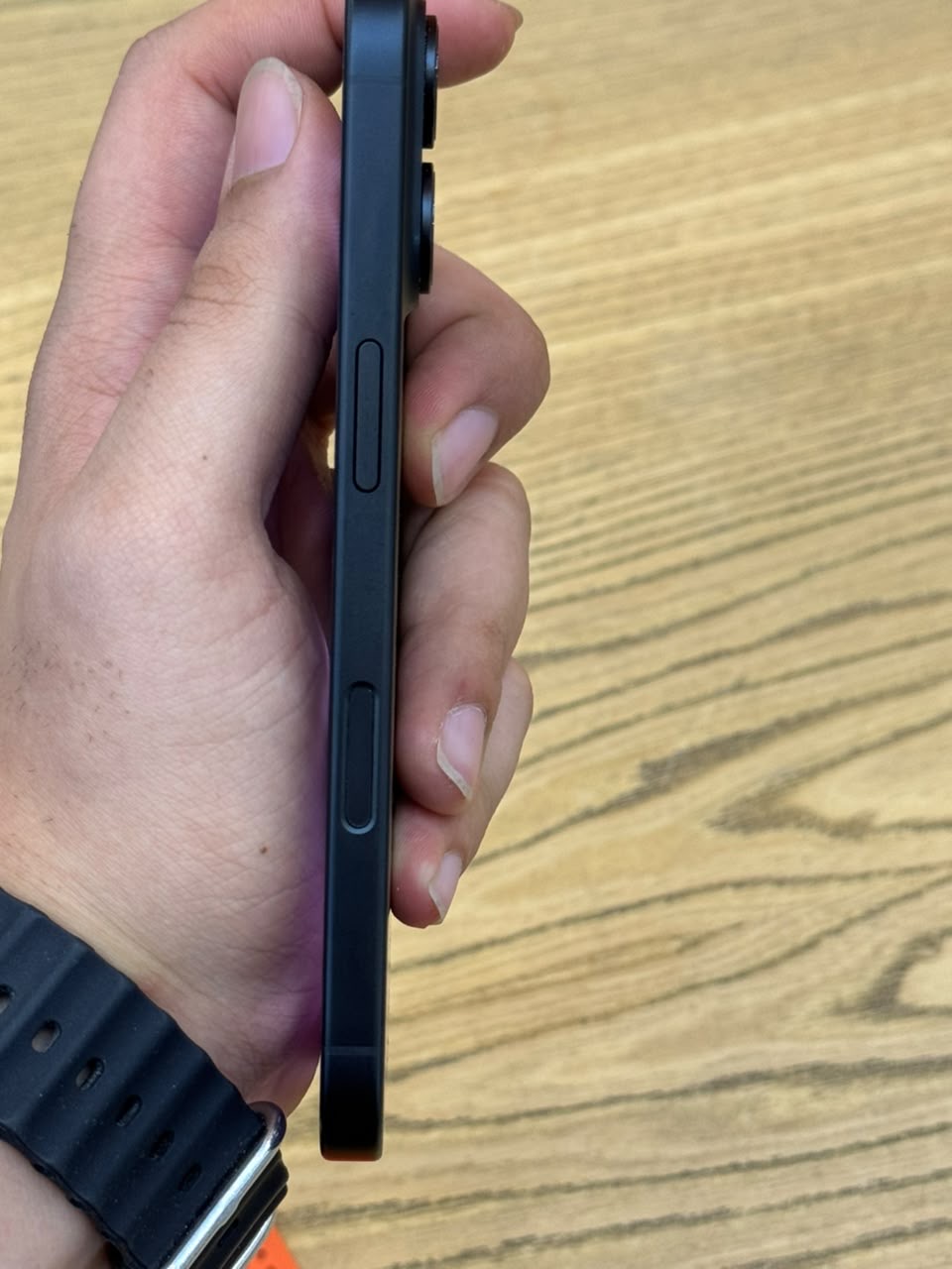 کارکرده : آیفون ۱۶ حافظه ۱۲۸ گیگابایت و رم ۸ گیگابایت رجیستر شده مشکی چین iPhone 16 128 Gb Black CHA