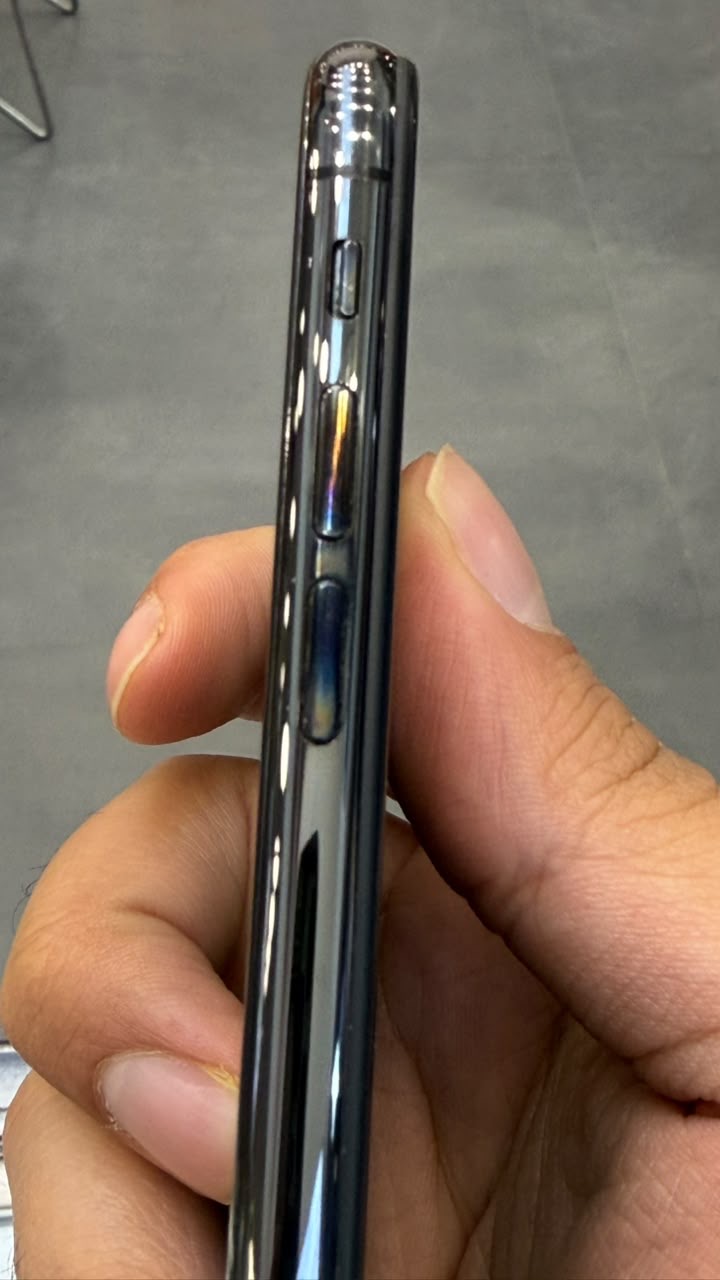 کارکرده : آیفون ایکس حافظه ۲۵۶ گیگابایت و رم ۳ گیگابایت مشکی آلمان iPhone X 256 Gb Black ZDA