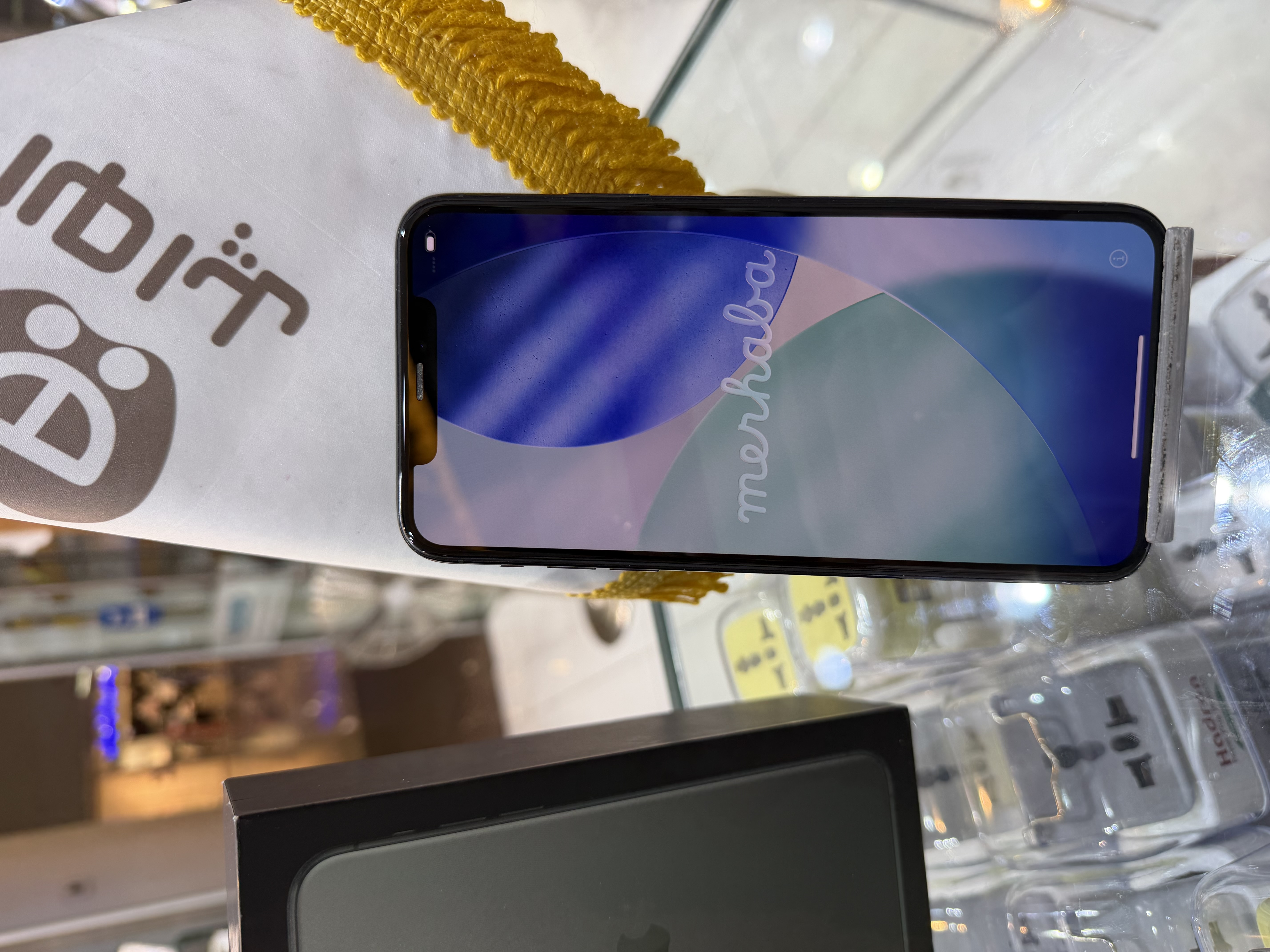 کارکرده :آیفون ۱۱ پرومکس حافظه ۲۵۶ گیگابایت و رم ۶ گیگابایت سبز چین iPhone 11 Pro Max 256 Gb Green CHA