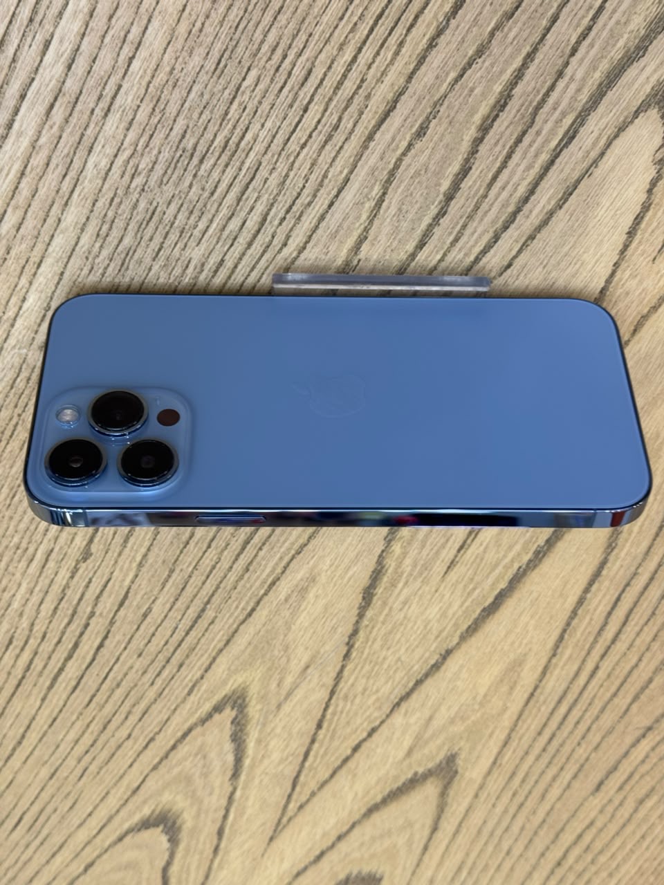 کارکرده : آیفون 13 پرومکس حافظه 256 گیگابایت و رم 6 گیگابایت آبی سنگاپور iPhone 13 Pro Max 256 Gb Blue ZAA