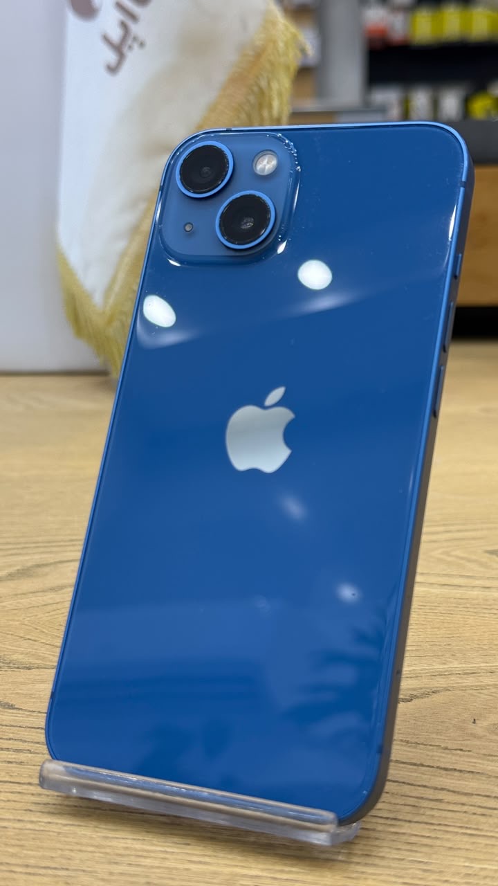 کارکرده : آیفون ۱۳ نرمال حافظه ۱۲۸ گیگابایت و رم ۴ گیگابایت آبی چین iPhone 13 128 Gb Blue CHA