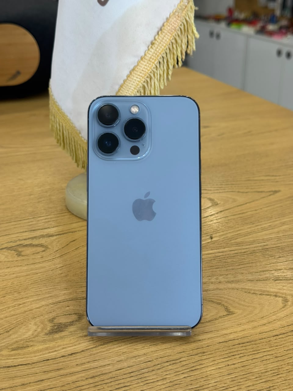 کارکرده : آیفون ۱۳ پرو حافظه ۲۵۶ گیگابایت و رم ۶ گیگابایت آبی سنگاپور iPhone 13 Pro 256 Gb Blue ZAA