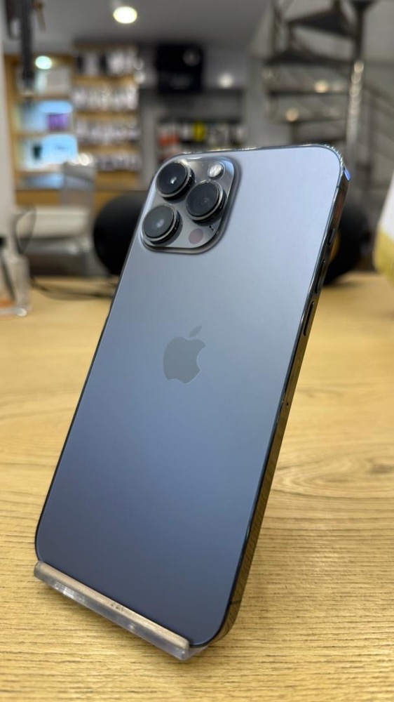 کارکرده : آیفون 13 پرومکس حافظه 256 گیگابایت و رم 6 گیگابایت گرافیت سنگاپور iPhone 13 Pro Max 256 Gb Black ZAA
