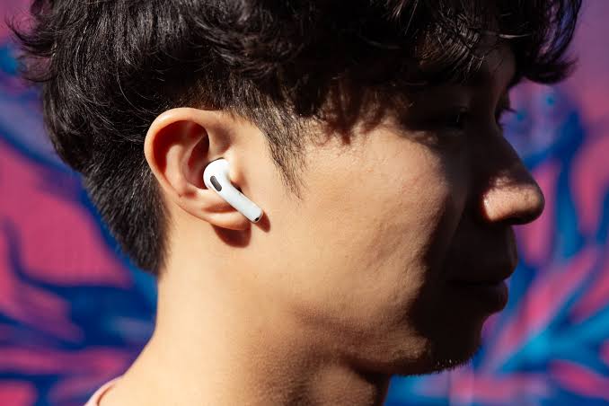 ایرپاد 5 نرمال با گارانتی AirPod 5