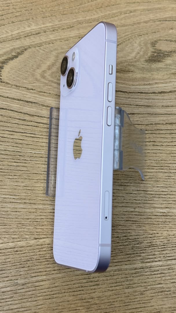 کارکرده : آیفون 13 نرمال حافظه 128 گیگابایت و رم 4 گیگابایت صورتی چین iPhone 13 128 Gb Pink CHA