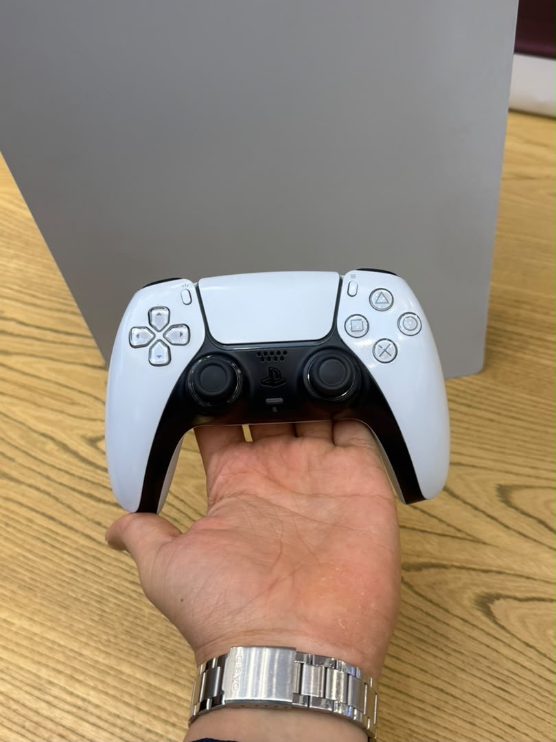 کارکرده : پلی استیشن ۵ دیجیتال مدل 1200 Play Station 5 Fat Digital