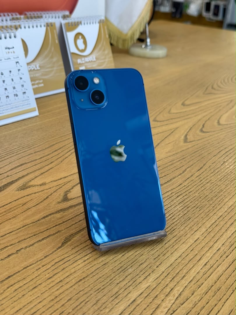 کارکرده : آیفون ۱۳ نرمال حافظه ۱۲۸ گیگابایت و رم ۴ گیگابایت آبی چین iPhone 13 128 Gb Blue CHA