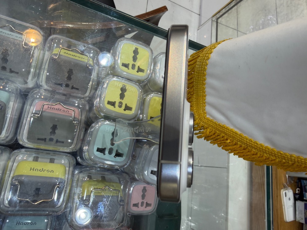 کارکرده : آیفون 16 پرومکس حافظه 512 گیگابایت و رم 8 گیگابایت سیلور سنگاپور رجیستر شده iPhone 16 Pro Max 512 Gb Silver ZAA