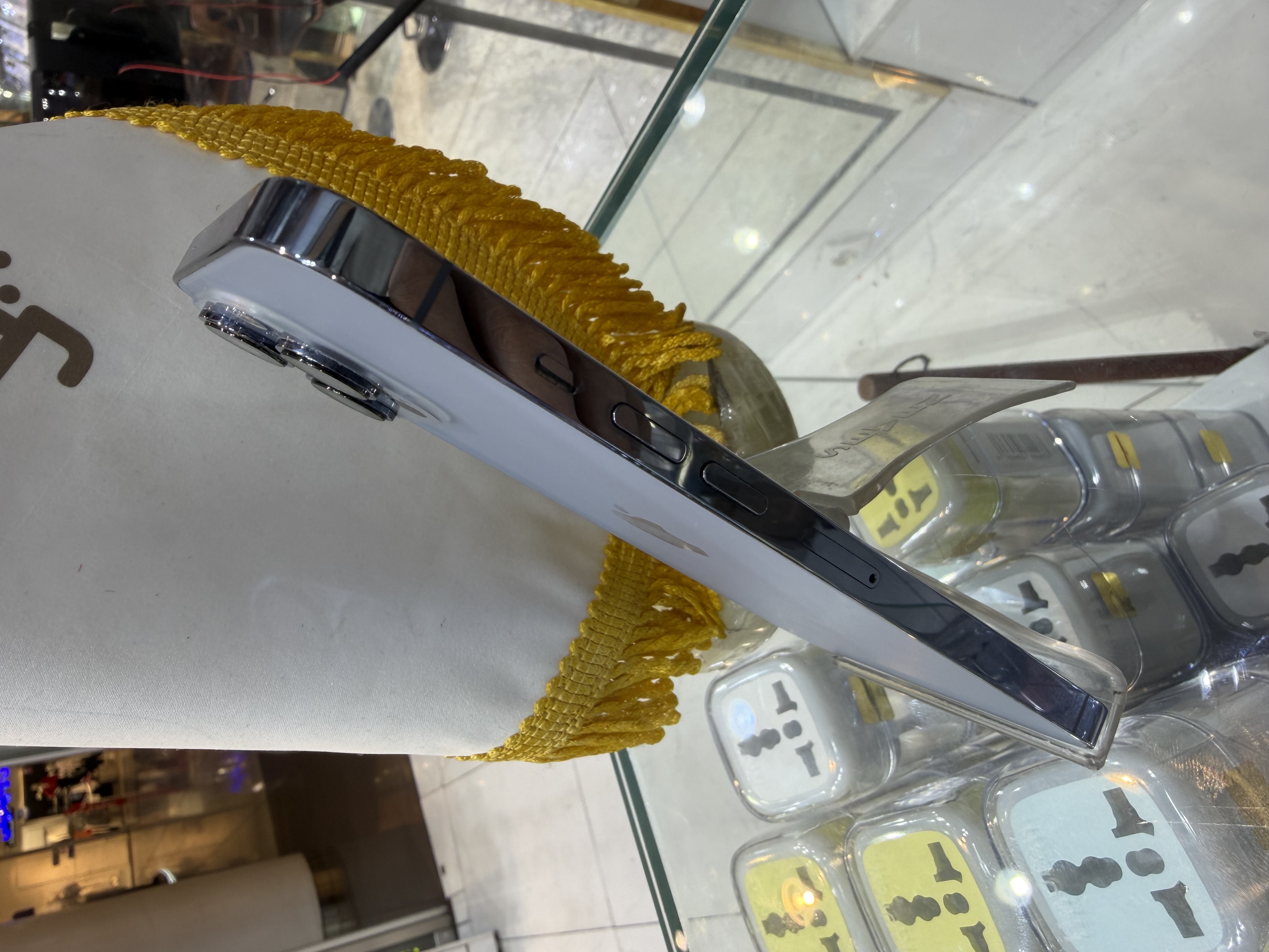 کارکرده : آیفون ۱۳ پرومکس حافظه ۵۱۲ گیگابایت و رم ۶ گیگابایت آبی سنگاپور iPhone 13 Pro Max 512 Gb Blue ZAA