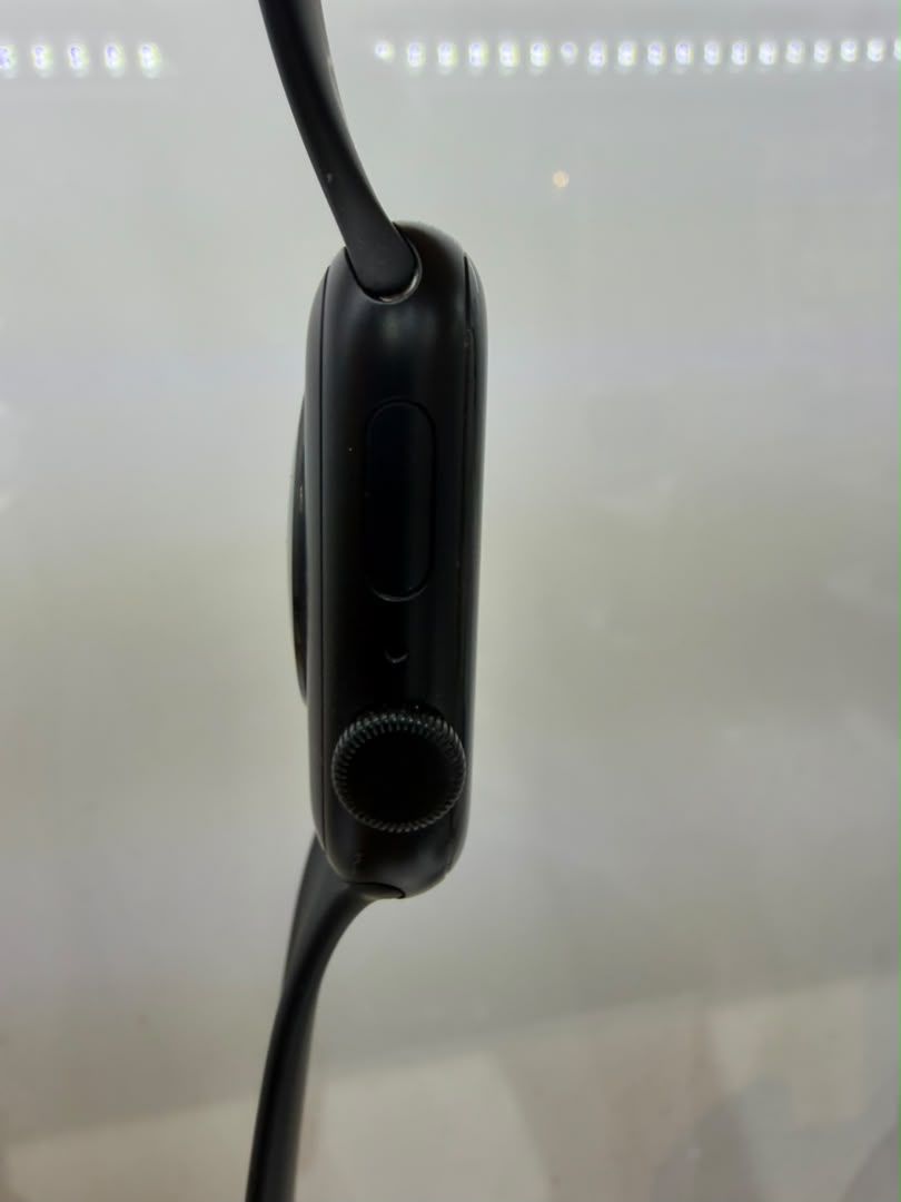 کارکرده : اپل واچ اس ای 2 سایز 44 میلیمتری مشکی Apple Watch SE 2 44mm Black