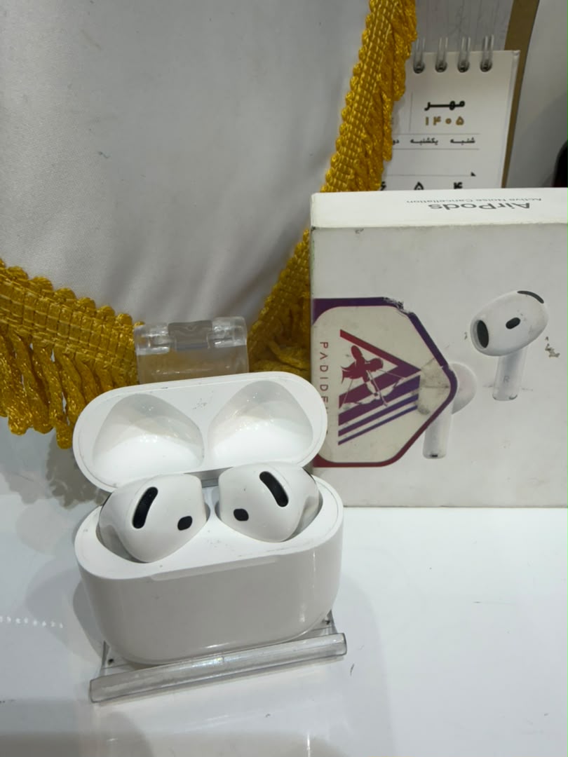 کارکرده : ایرپاد 4 با قابلیت نویزکنسلشن Air Pod 4 ANC