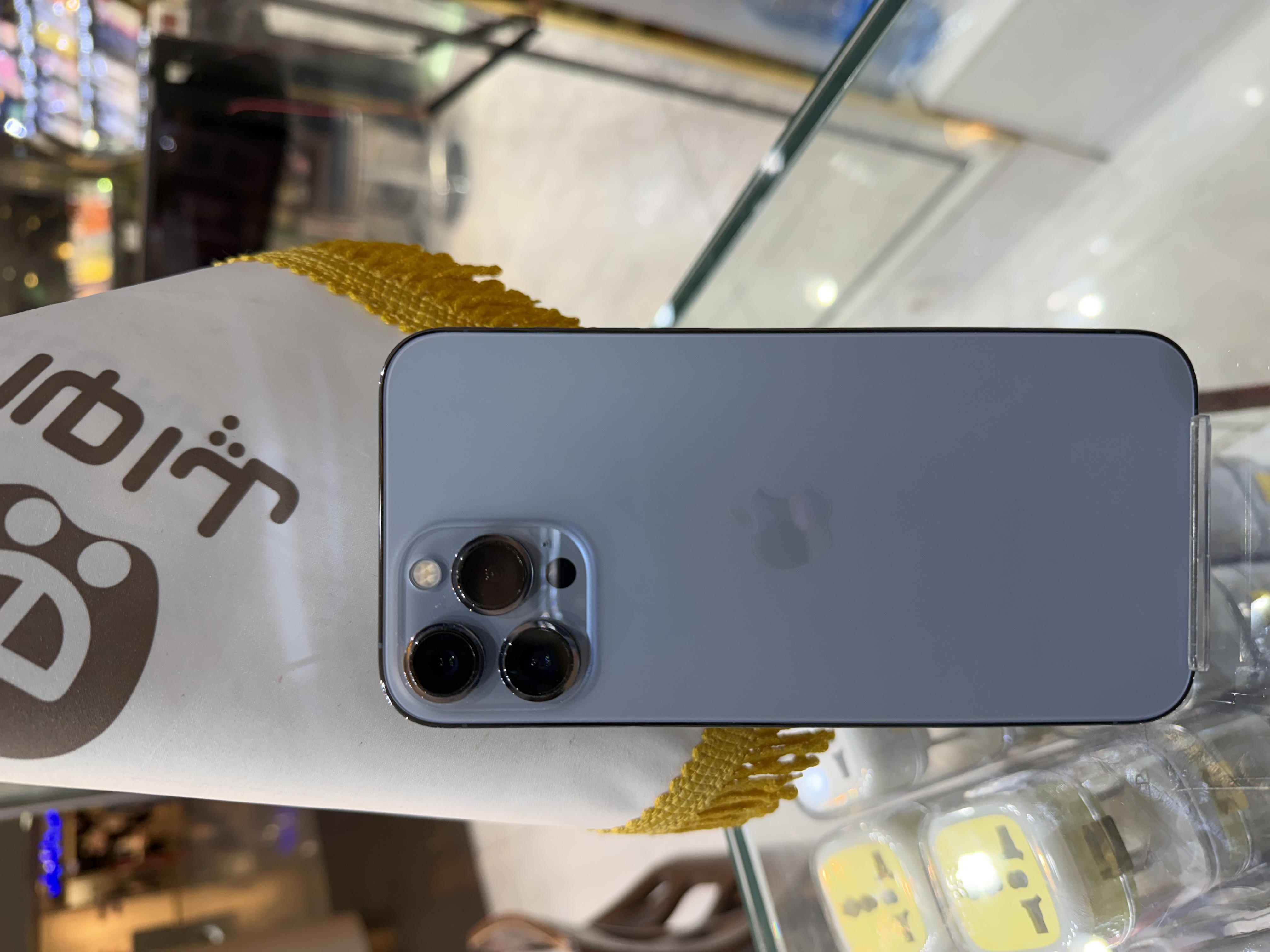 کارکرده : آیفون ۱۳ پرومکس حافظه ۲۵۶ گیگابایت و رم ۶ گیگابایت آبی سنگاپور iPhone 13 Pro Max 256 Gb Blue ZAA