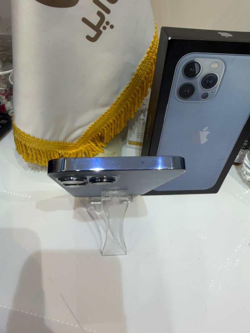 کارکرده : آیفون 13 پرومکس حافظه 128 گیگابایت و رم 6 گیگابایت ریپک آبی سنگاپور iPhone 13 Pro Max 128 Gb Blue ZAA