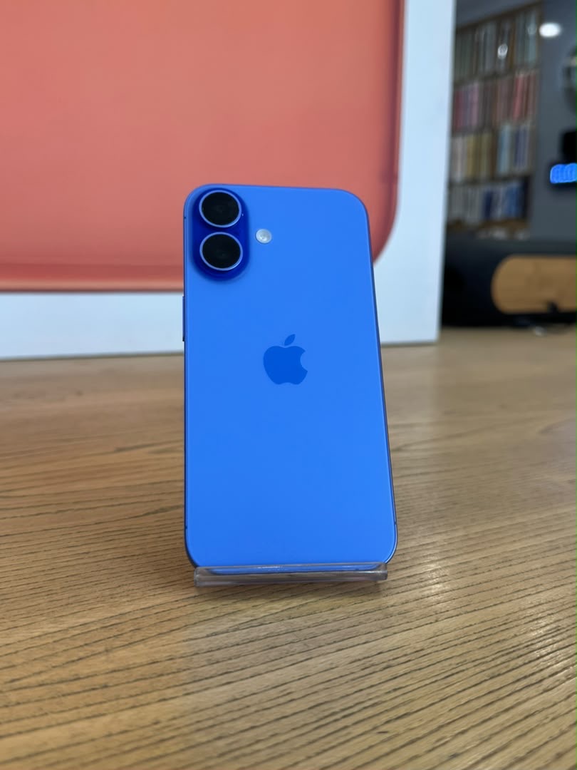 کارکرده : آیفون 16 نرمال حافظه 128 گیگابایت و رم 8 گیگابایت رجیستر شده آبی چین iPhone 16 128 Gb Blue CHA