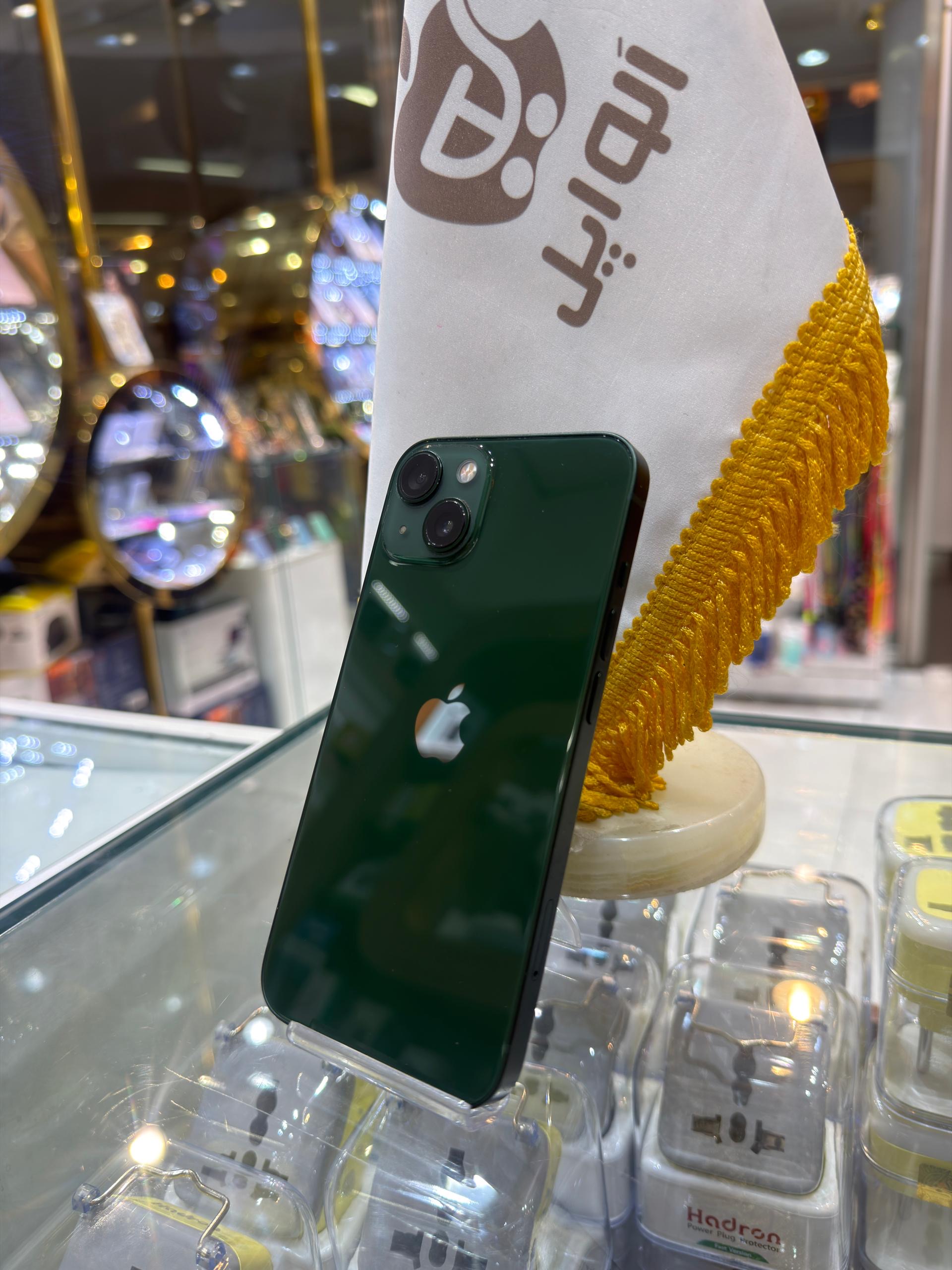 کارکرده : آیفون ۱۳ نرمال حافظه ۱۲۸ گیگابایت و رم ۴ گیگابایت سبز چین iPhone 13 128 Gb Green CHA